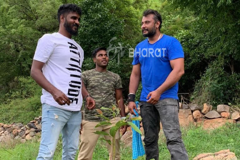 Darshan visited Smuggling Prevention Camp