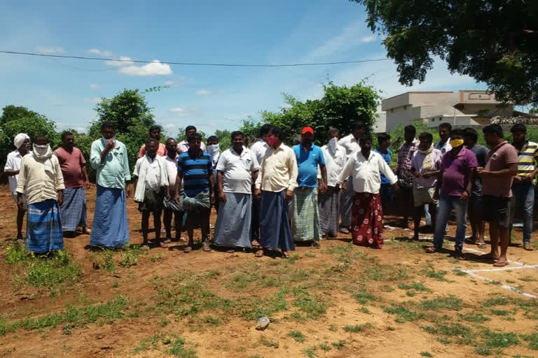 mothkuru villagers protest