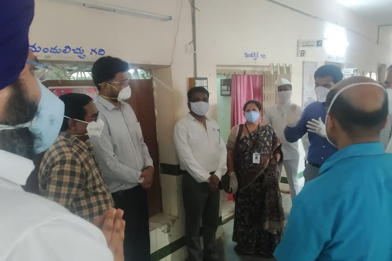 additional collector muzammil khan visited dubbaka got hospital in siddipet