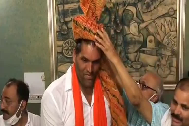 famous wrestler the great khali in karnal