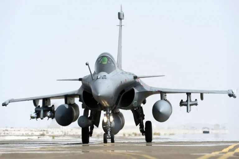 Indian Fighter Aircrafts Rafale Ambala airbase in Haryana Goldern arrows five Rafale jets Each engine provides a thrust of 75kN ரஃபேல் போர் விமானங்கள் சுருக்கம் ரஃபேல் இந்திய போர் விமானங்கள் ஹம்மர் ஏவுகணைகள் ஐந்து ரஃபேல் விமானங்கள் ஐக்கிய அ Indian Fighter Aircrafts Rafale Ambala airbase in Haryana Goldern arrows five Rafale jets Each engine provides a thrust of 75kN ரஃபேல் போர் விமானங்கள் சுருக்கம் ரஃபேல் இந்திய போர் விமானங்கள் ஹம்மர் ஏவுகணைகள் ஐந்து ரஃபேல் விமானங்கள் ஐக்கிய அரபு அமீரகம்ரபு அமீரகம்