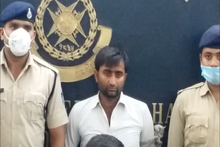 Reward robber Gabbar Gurjar arrested in morena