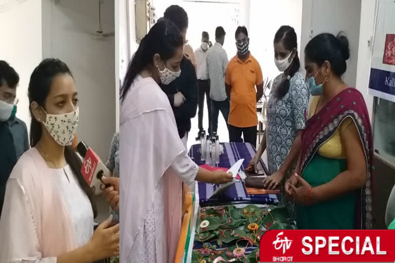 rakhi being sold in ghaziabad vikas bhavan