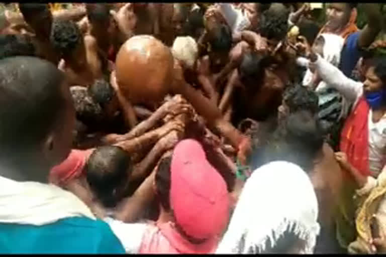 People from 84 villages pray for rains