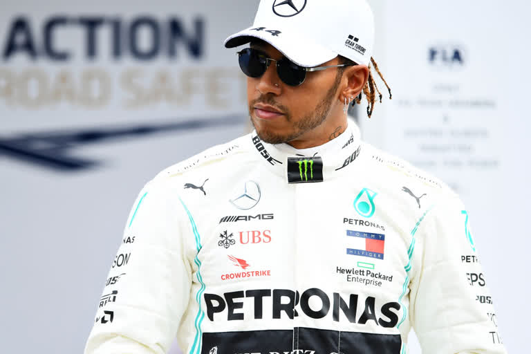 Hamilton wants to stay in F1