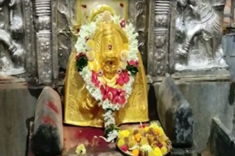 Varalakshmi vratham in srikanaka maha lakshmi vari temple