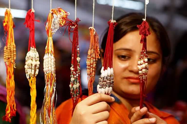 Pandemic shadow over festival: As siblings refrain from visiting each other, 'rakhi' business takes a hit