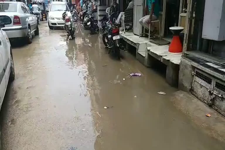 sirohi news, rain water filled on roads