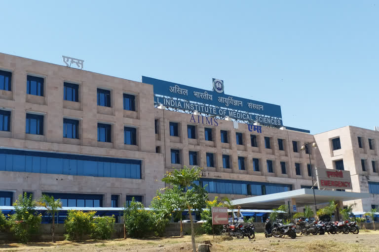 Ban on the third phase trial of MBW running in Bhopal AIIMS