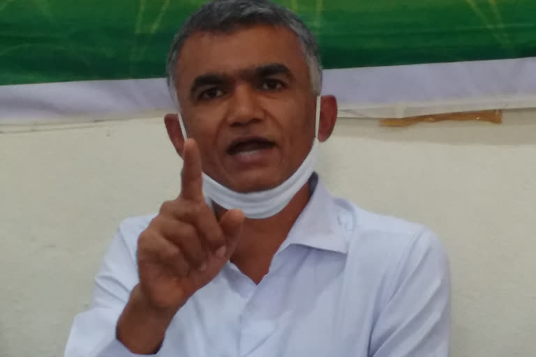 Former Minister Krishnabhaire Gowda