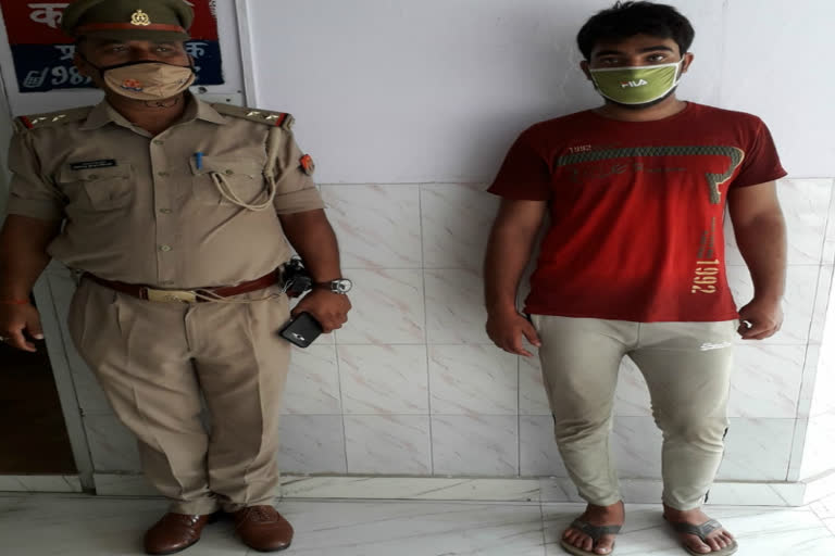 main accused and minor arrested in murder case in noida