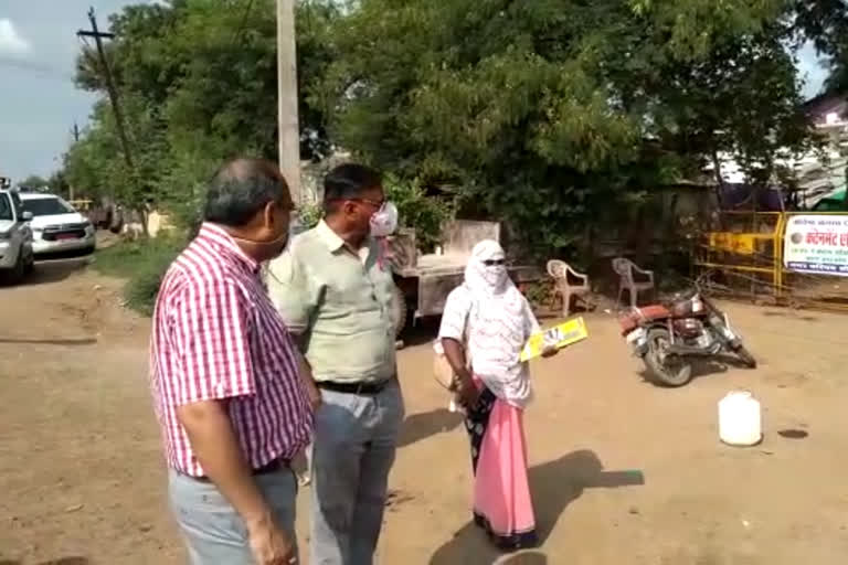 Hoshangabad Collector and SP inspect Covid Care Center in Sohagpur