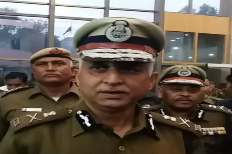 पुलिस कमिश्नर एसएन श्रीवास्तव