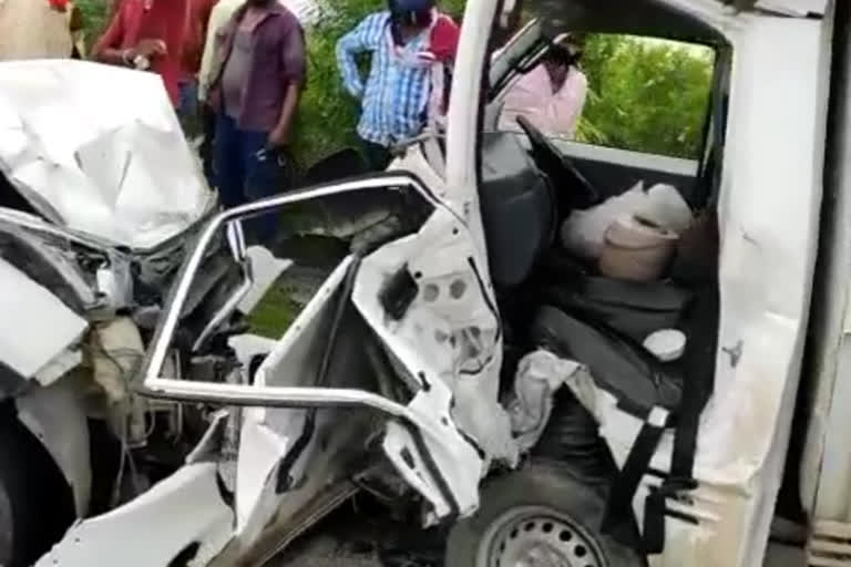 anta news,  baran news,  rajasthan news,  etvbharat news,  accident in anta,  बारां में सड़क हादसा,  road accident in baran, अंता में एक्सीडेंट