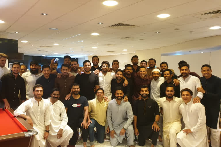 fans troll pakistan cricketers for not maintaining social distancing during eid celebrations