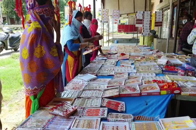 kondagaon-collector-allowed-shops-to-open-due-to-festival