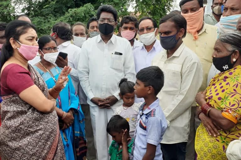 telangana minister yerraballi dayakar rao helping to orphans in athmakuru yadadri bhaongir district