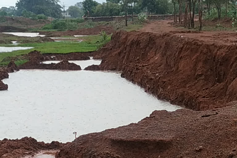 Sarpanch accused of illegal murum mining in abhanpur of raipur