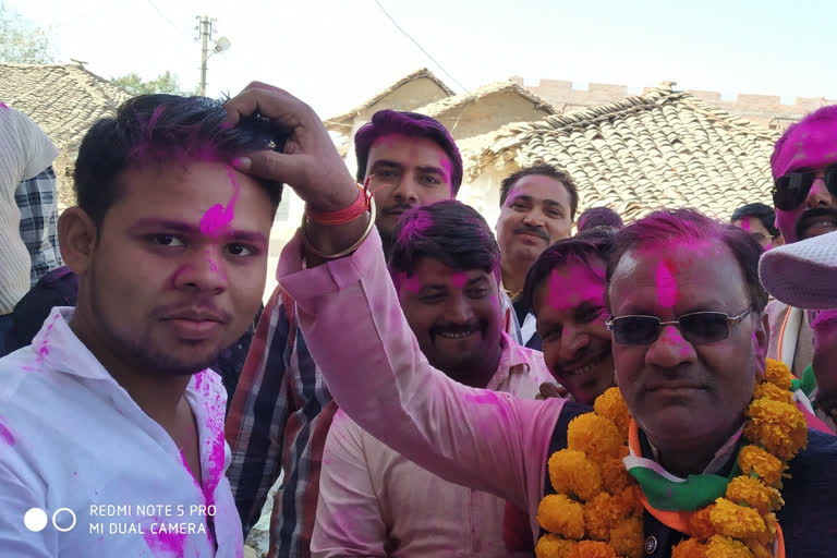 Congress MLA Shiv Dayal Bagri appealed to people to celebrate the festival by staying at home, targeting BJP