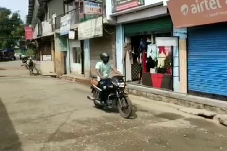 main road of Ambedkar Market