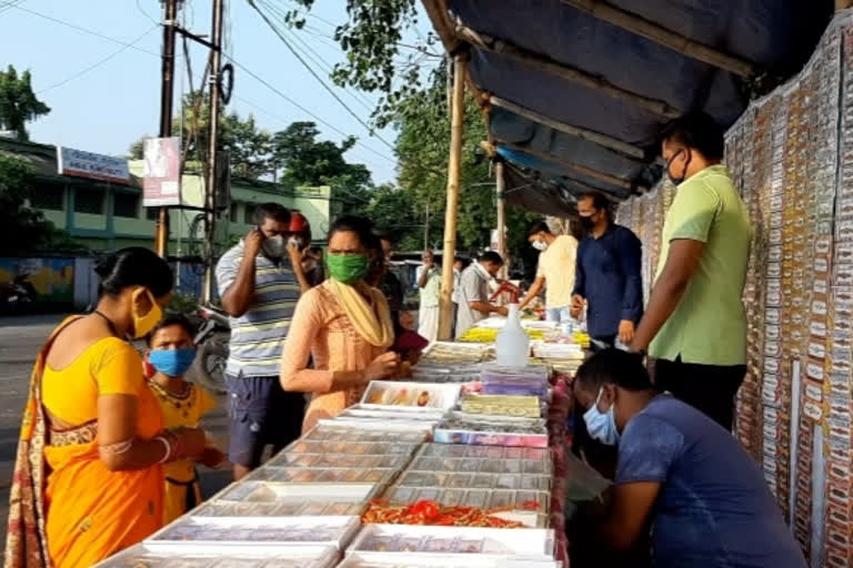 Raksha Bandhan celebrated, Raksha Bandha in Anugul, Raksha Bandha with Covid restriction, କୋଭିଡ କଟକଣା,  କୋଭିଡ କଟକଣାରେ ପାଳିତ ହେଉଛି ରକ୍ଷା ବନ୍ଧନ, ରକ୍ଷା ବନ୍ଧନ