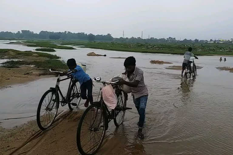 गांव में नहीं हुआ विकास कार्य