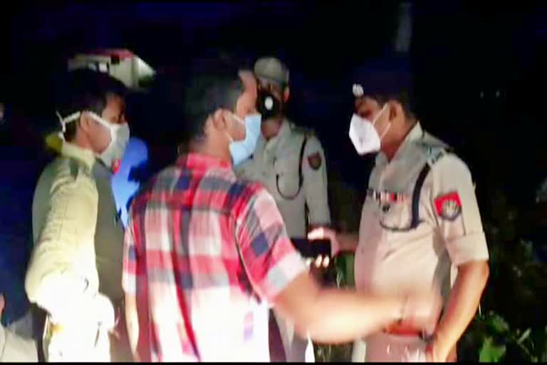 Reporter attack at hailakandi assam etv bharat news