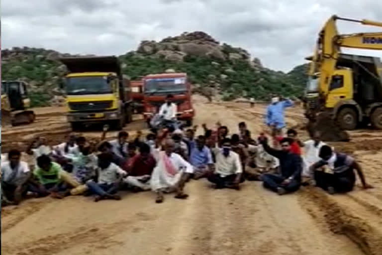 కిష్టారాయిన్​పల్లి జలాశయ పనులను అడ్డుకున్న బాధితులు