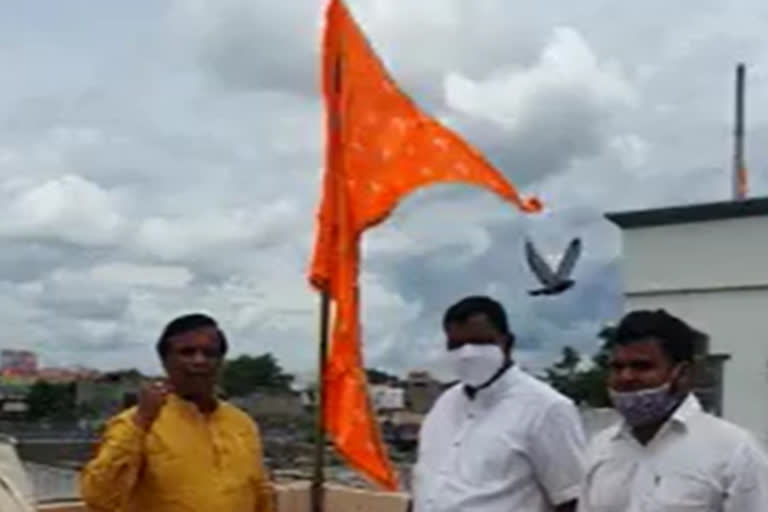 orange flag flying in Nizamabad during Bhoomi Puja in Ayodhya