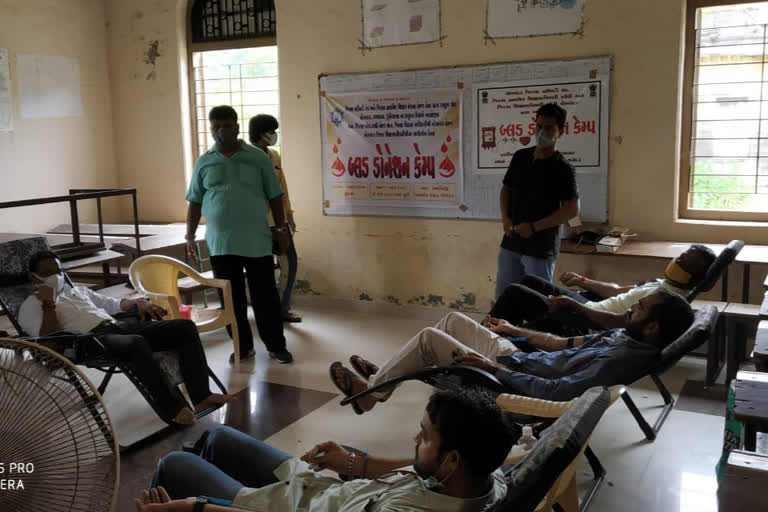 blood donation at porbandar