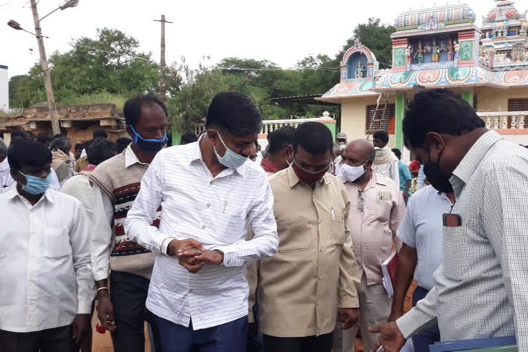 MLA Krishna Reddy takes spot class to PDO