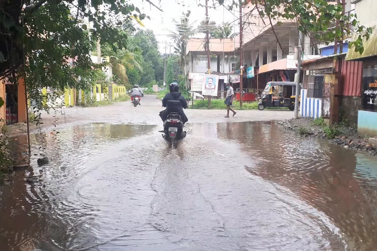 വെള്ളക്കെട്ട് വാര്‍ത്ത  റോഡ് വാര്‍ത്ത  flood news  road news