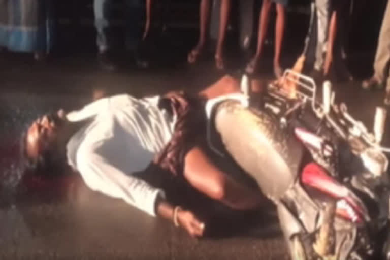 a man  died in road accident at aminabad village suryapet district