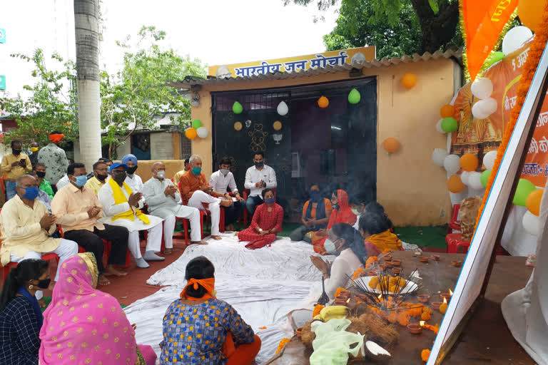 मथुरा और वाराणसी में होना चाहिए पूर्ण मंदिर का निर्माण: सरयू राय