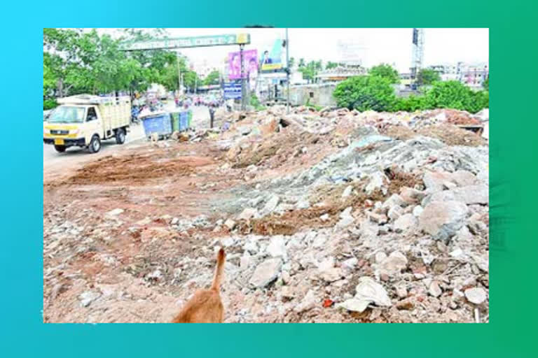 nala-was-buried-and-government-land-was-occupied-at-uppal-nallacheruvu-in-hyderabad