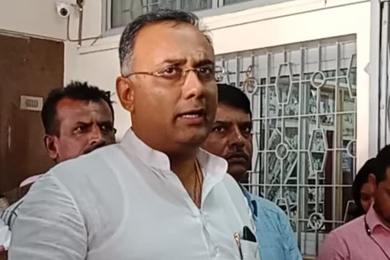 Dinesh Gundu rao criticizes PM