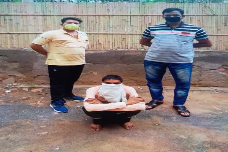 Police caught wanted gangster in Nuh