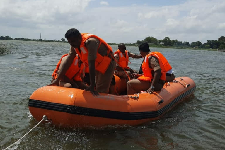 Fire fighters training in krishna river