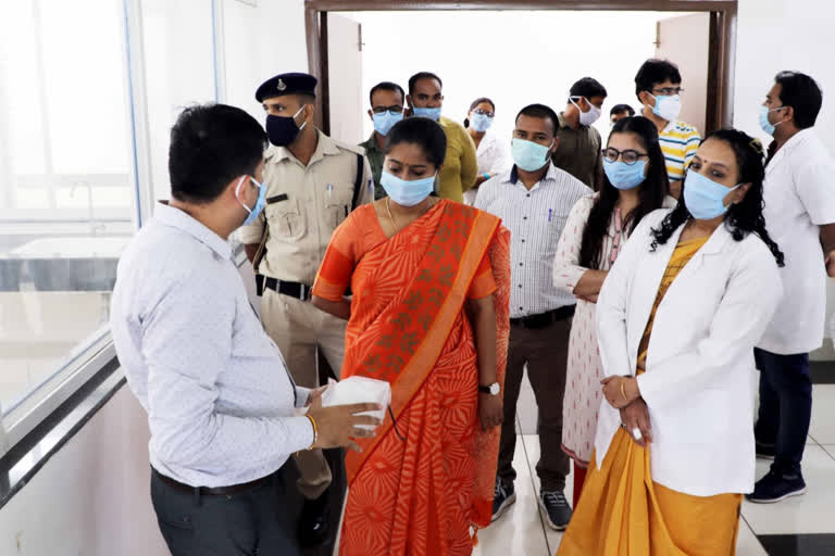 collector on inspection of medical collage