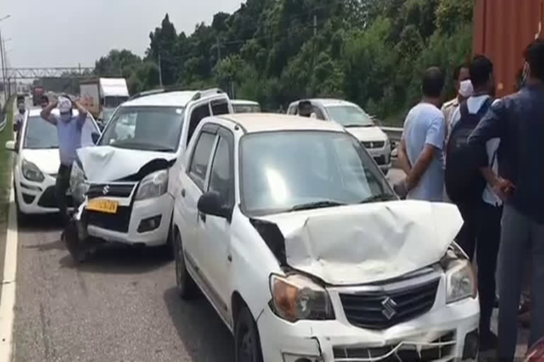 vehicles clashed on karnal national highway