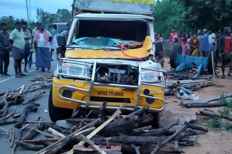 Bolero hits bullock cart