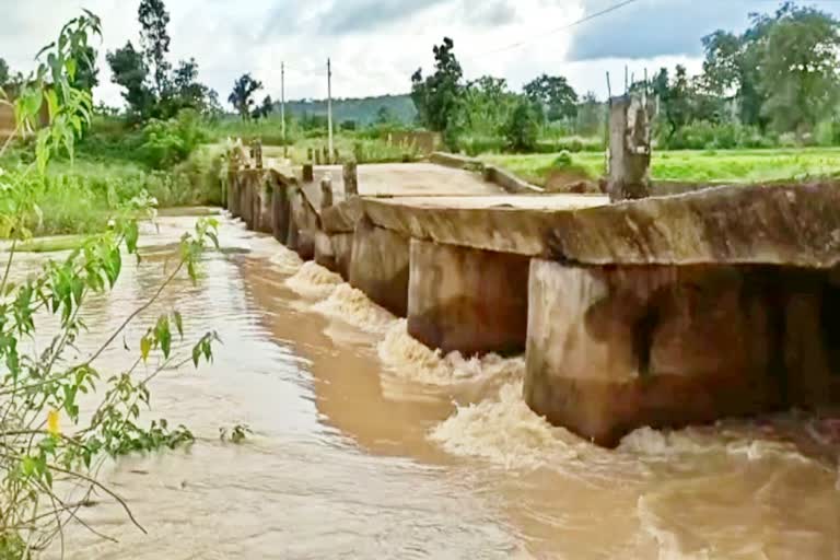 condition-of-the-bridge-on-son-river-is-very-poor-in-bilaspur