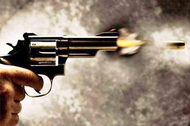 one person killed in firing in old dispute in begusarai