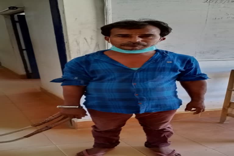 HOJAI POLICE ARRESTED CAR THIEF