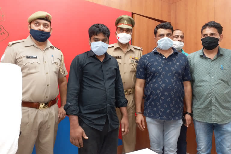 one accused arrested in murder of elder woman in noida