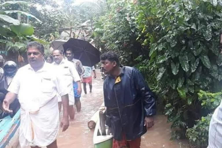 Precautionary measures are being strengthened in Chengannur  ചെങ്ങന്നൂരിൽ മുൻകരുതൽ നടപടികൾ ശക്തമാക്കുന്നു  ചെങ്ങന്നൂർ  മഴ കനക്കുന്നു