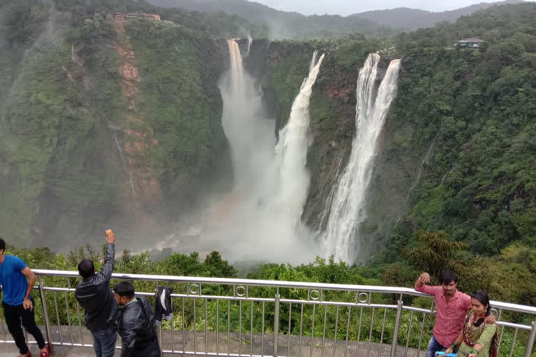 Jog falls beauty