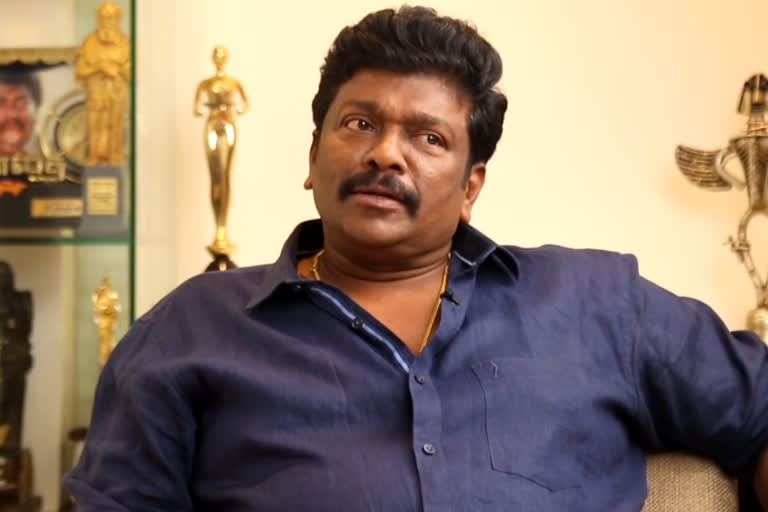 tamil actor parthiban social media post about karipur plane crash  നടന്‍ പാര്‍ഥിപന്‍  കരിപ്പൂര്‍ വിമാന അപകടം  karipur plane crash updates  karipur plane crash latest news