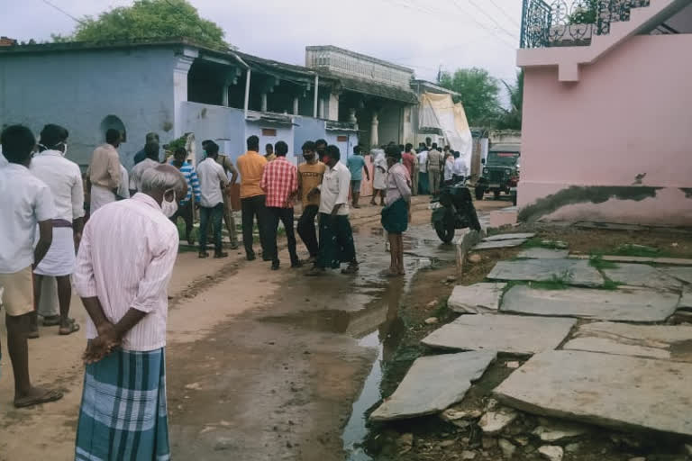 తెలుగుదేశం నాయకుడు వెంకట్ రెడ్డిని  పోలీసులు అరెస్టు