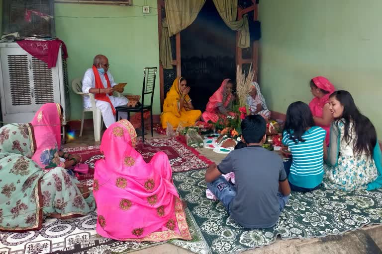 women-worshiped-halshasthi-mata-for-their-sons-in-jashpur